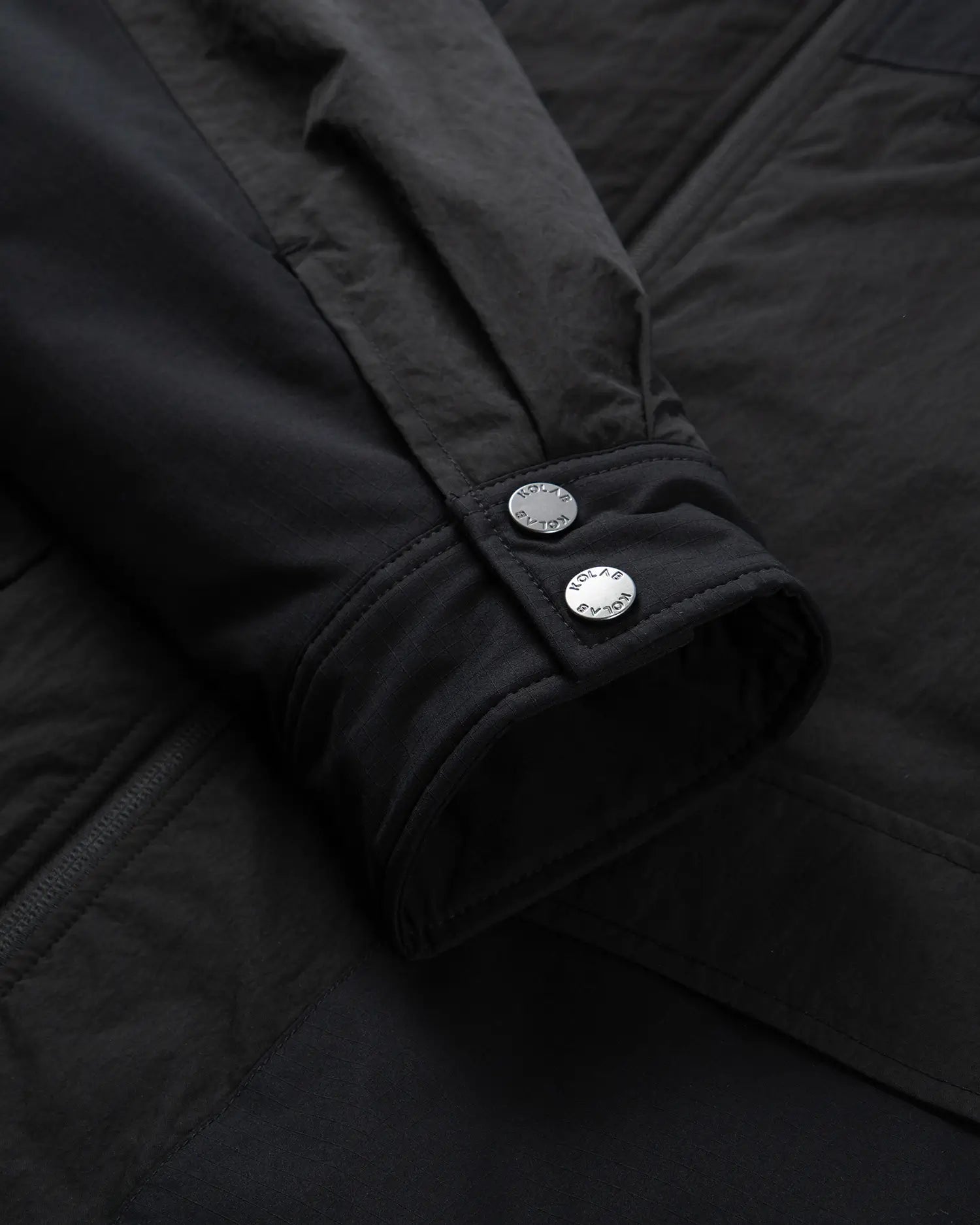 Men's Mix-Fabric Padded Crew Jacket