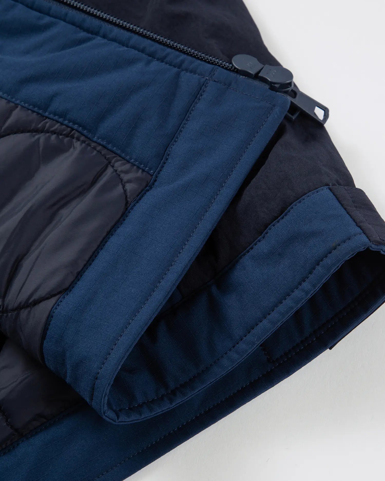 Gepolsterte Crew-Jacke aus Mischgewebe für Herren