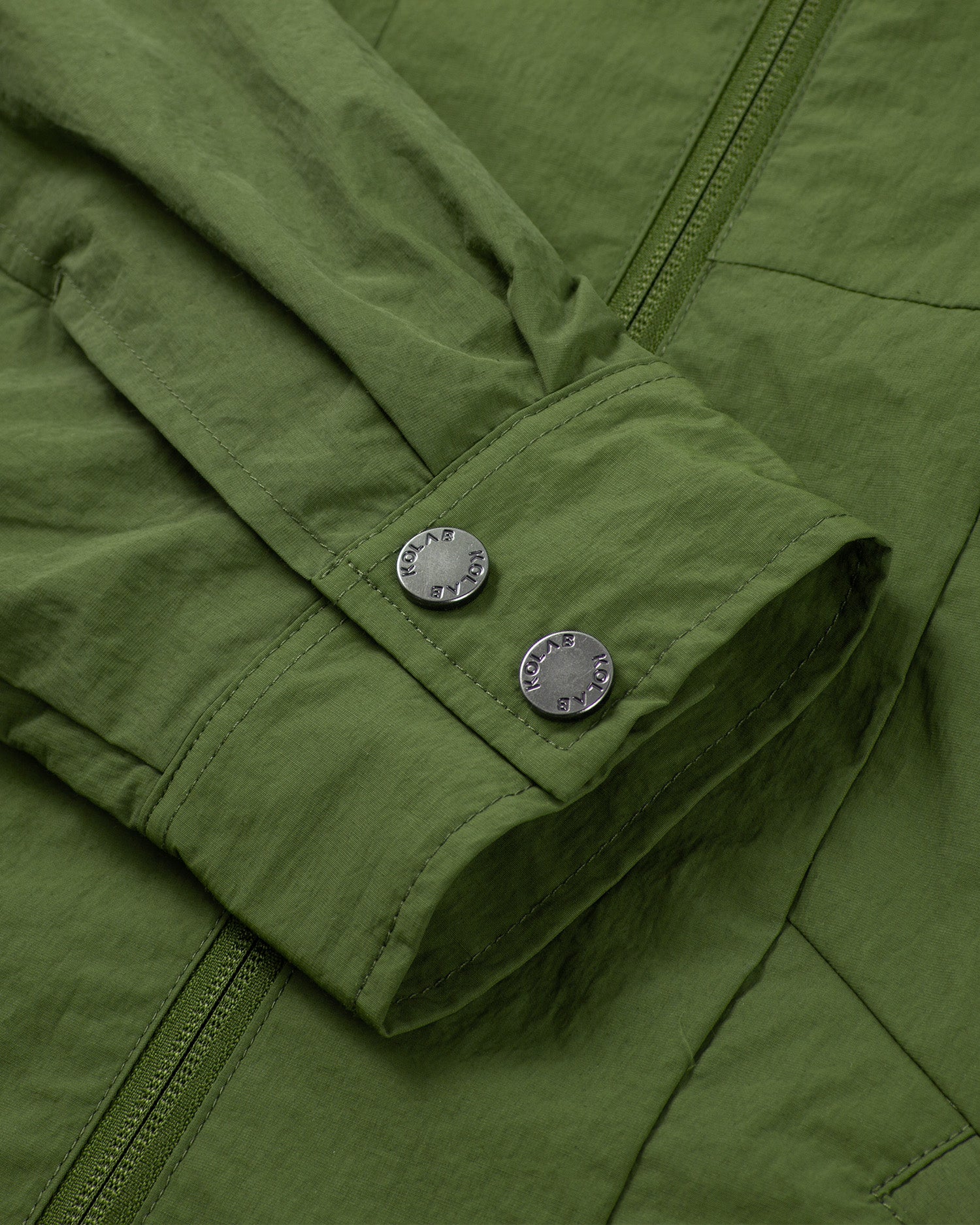 Men's Crew Jacket in Military Green 03 #military-green