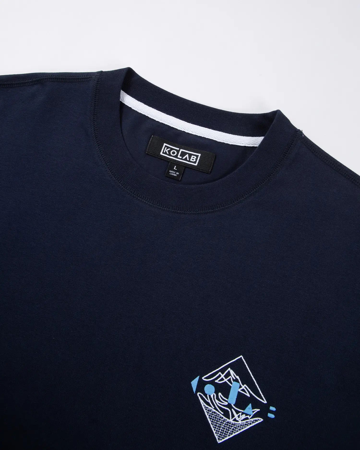 T-Shirt mit gesticktem Wappen für Damen