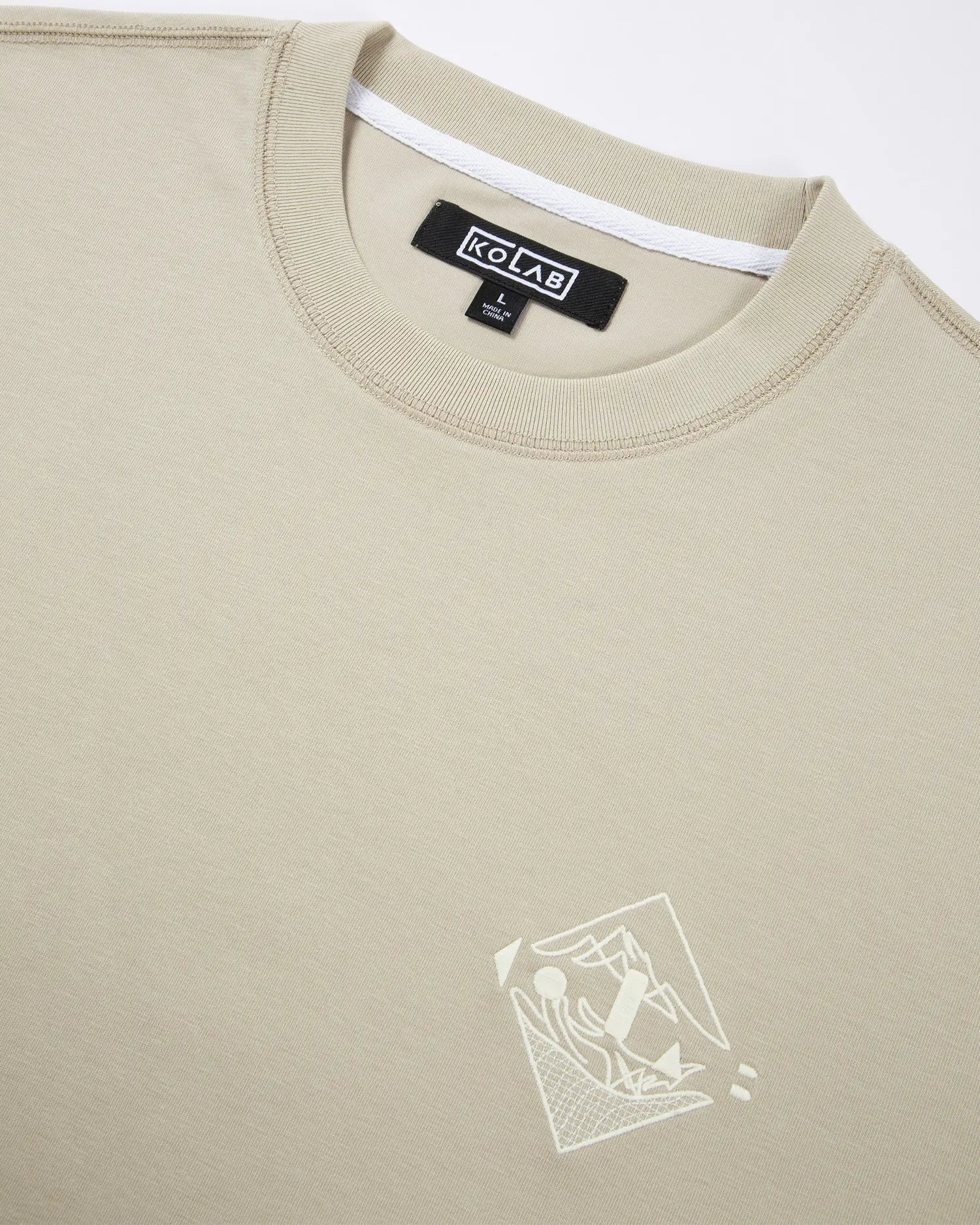T-Shirt mit gesticktem Wappen für Damen