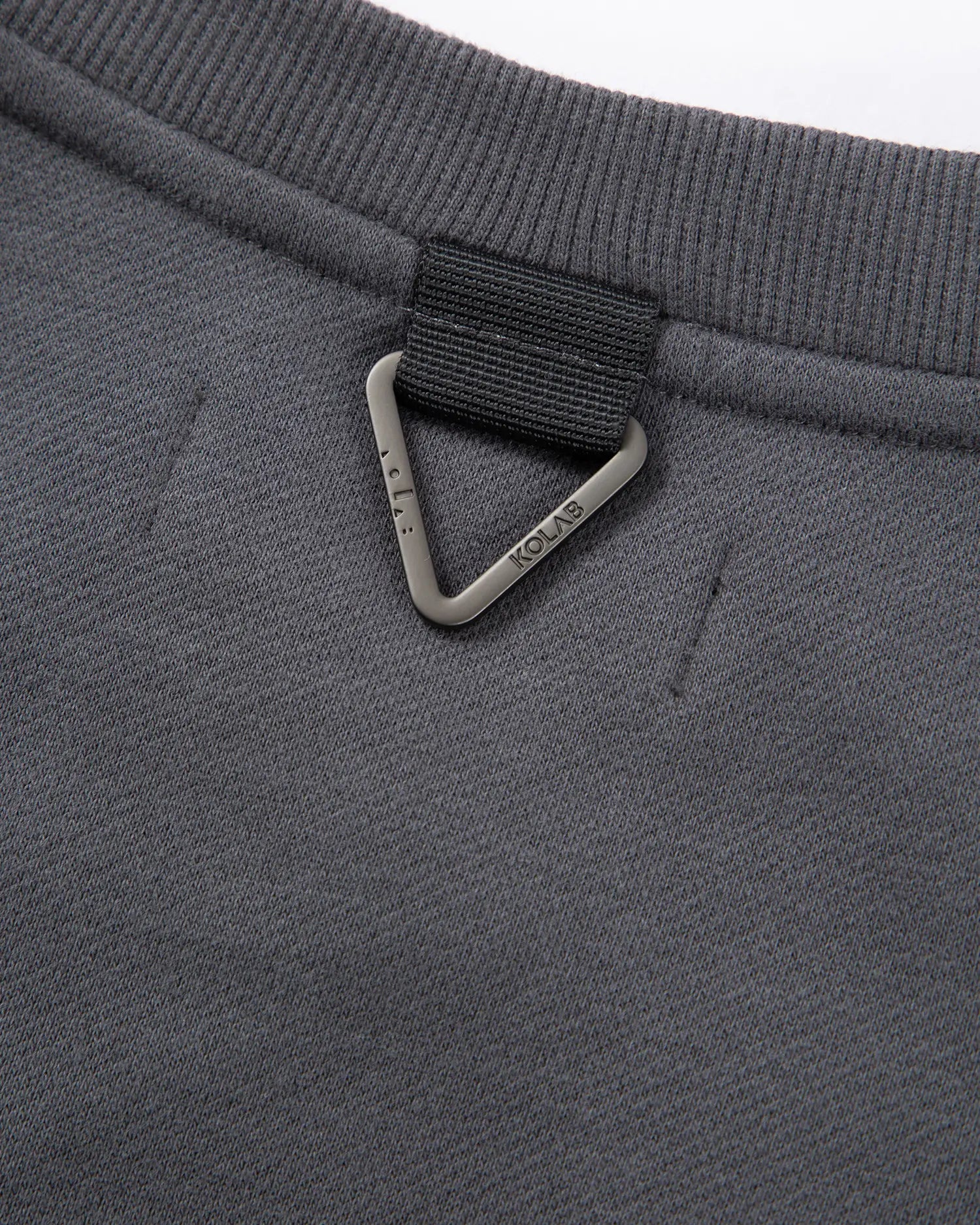 Sweatshirt mit Rundhalsausschnitt und Stoffmischung